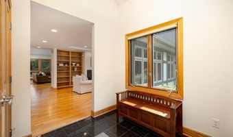 2135 Tuomy Rd, Ann Arbor, MI 48104