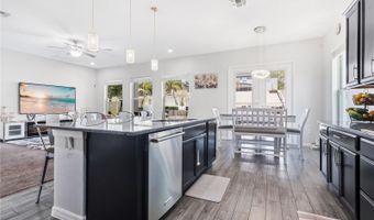3200 PINENUT Dr, Apopka, FL 32712