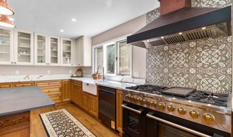 16112 BARNESVILLE Rd, Boyds, MD 20841