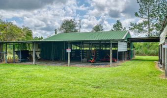634 Alapaha River Dr, Alapaha, GA 31622