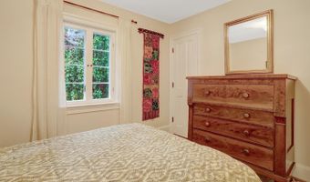 1504 LAFAYETTE Dr, Alexandria, VA 22308