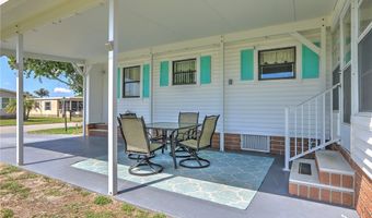 1100 Sabal Palm Ln, Barefoot Bay, FL 32976