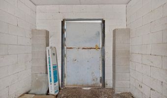 655 Country Ln, Bosque Farms, NM 87068