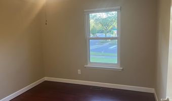 2 Trowbridge Ct, Ann Arbor, MI 48108