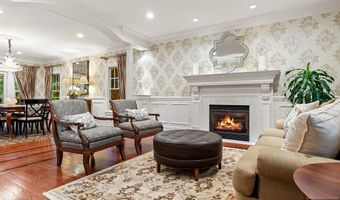 7 Newton Pl, Allendale, NJ 07401