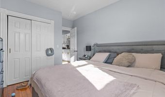 27 Ferncliff Ave, North Providence, RI 02911