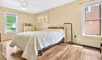 1015 E ELDORADO St, Appleton, WI 54911