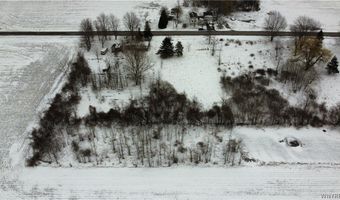 3690 Long Bridge Rd, Albion, NY 14411