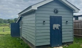 379 S High St, Austin, IN 47102