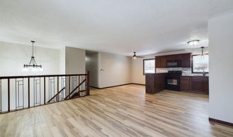4212 S Hickory Hill Rd, Sioux Falls, SD 57103