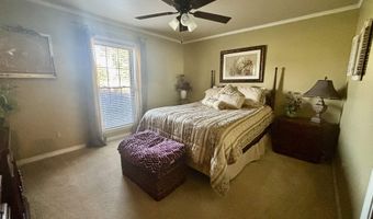209 Country Club Rd, Bald Knob, AR 72010