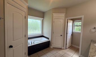 8705 Wingate Dr, Benton, AR 72019