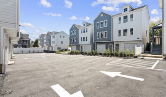 14 Taylor St 6, Stamford, CT 06902