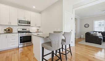142 Bellwood Cir 142, Bellingham, MA 02019