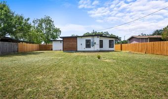 1204 Rose Dr, Alice, TX 78332