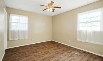 5440 47th St, Lubbock, TX 79414