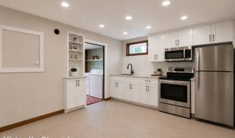 113 Marconi Ave, Bristol, CT 06010