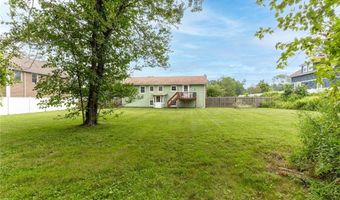398 Central St, North Smithfield, RI 02896
