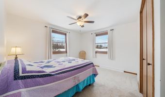 1820 W GLENDALE Ave, Appleton, WI 54914