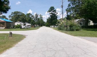 228 NE Memory Dr, Augusta, GA 30906