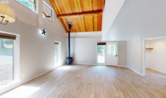 17285 RUSTIC Ln, Brookings, OR 97415