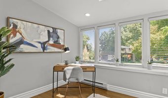 714 Oneida Pl, Madison, WI 53711