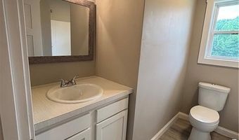 2318 N Lakeview Dr, Austin, IN 47102