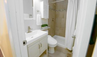 1025 COMMANDERS Way N, Annapolis, MD 21409
