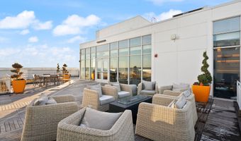 925 N FAIRFAX St 207, Alexandria, VA 22314