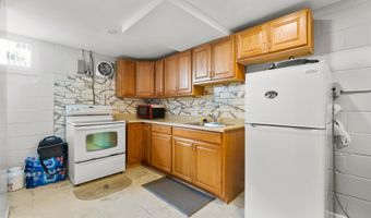 4814 NAPLES Ave, Beltsville, MD 20705