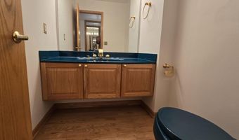 2782 Maitland Dr, Ann Arbor, MI 48105