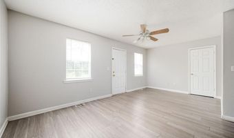 244 Lawrence St, Adairsville, GA 30103