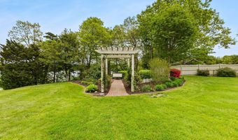 376 Flint St, Barnstable, MA 02630