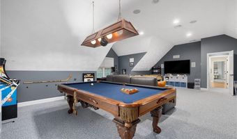 5 Morgan Ct, Lincoln, RI 02865