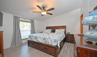 22 Woodlawn Dr, Allenstown, NH 03275