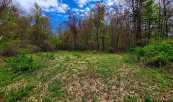 1073 Chapel Rd, Bennington, VT 05201