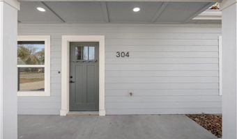 304 N Mulberry St, Adrian, MO 64720