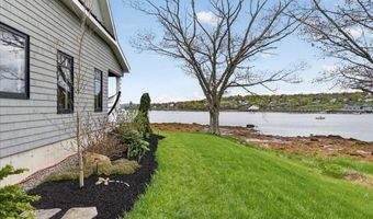 16 Blacks Lndg, Belfast, ME 04915