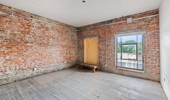 211 Washington Ave, Athens, TN 37303
