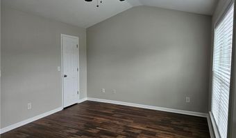 1021 Thornborough Dr, Alpharetta, GA 30004