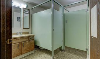 1415 W KAMPS Ave, Appleton, WI 54914
