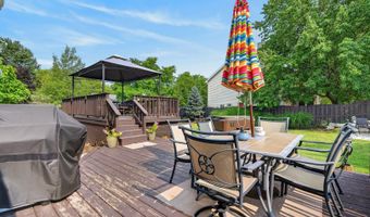1000 Louis Ave, Algonquin, IL 60102