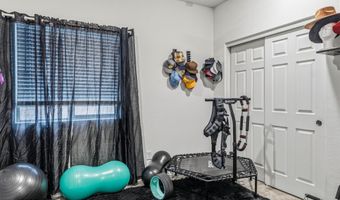 202 W SEVEN SEAS Dr, Casa Grande, AZ 85122