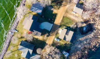 198 W Lake Dr, Arlington, SD 57212