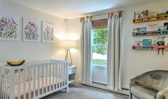63 Pendar Rd, North Kingstown, RI 02852