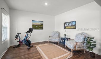 25 Chinquapin St, Beaufort, SC 29906