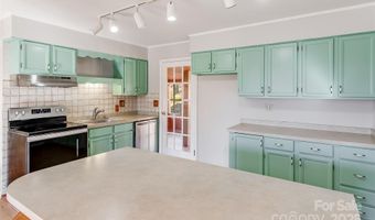 169 Balsam View Dr, Balsam, NC 28707