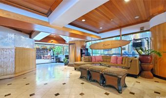 2425 Kuhio Ave 405, Honolulu, HI 96815