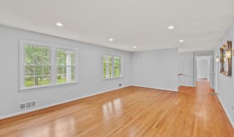 3713 CHANEL Rd, Annandale, VA 22003