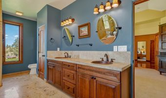 149 Saladon Rd, Angel Fire, NM 87710
